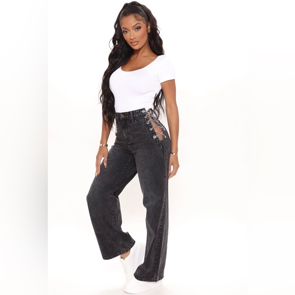 BRAND NEW W/TAGS Side Chain Jeans - Picture 2 of 10